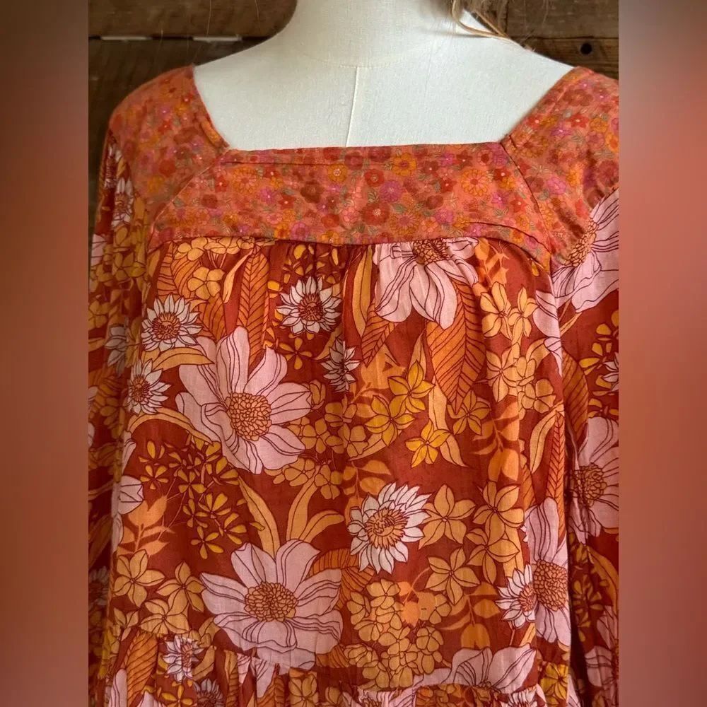 🌼 American Eagle Boho Floral Peasant Top – M – EUC
